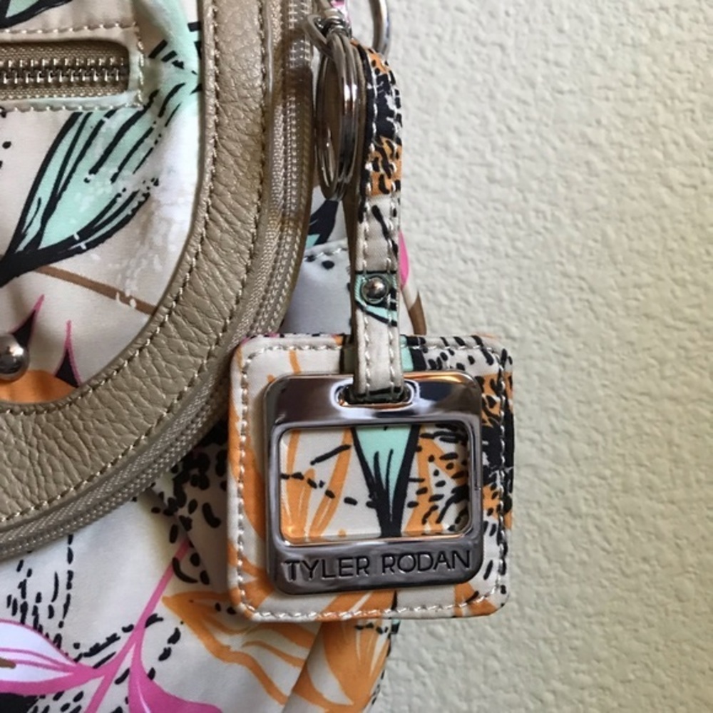 TYLER RODAN || Tropical Patterned Shoulder Bag ✨ - Picture 4 of 8